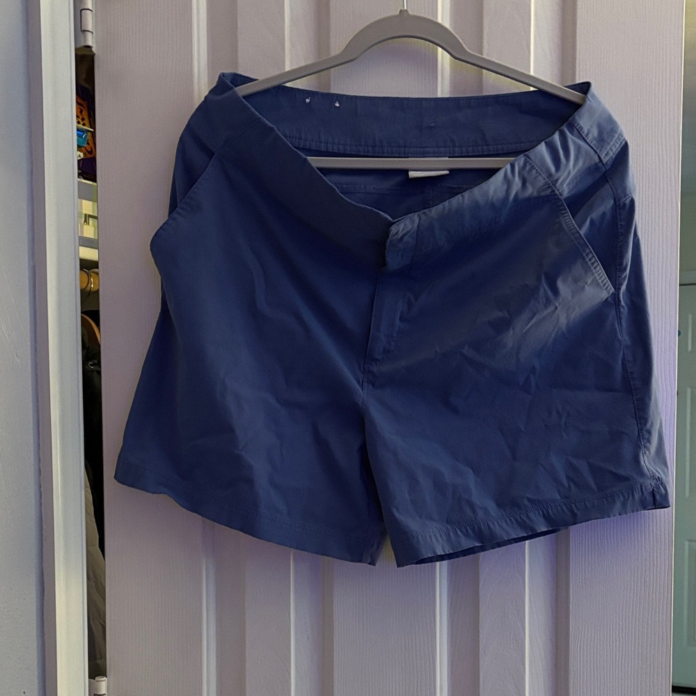 Columbia Women's Blue Casual Shorts